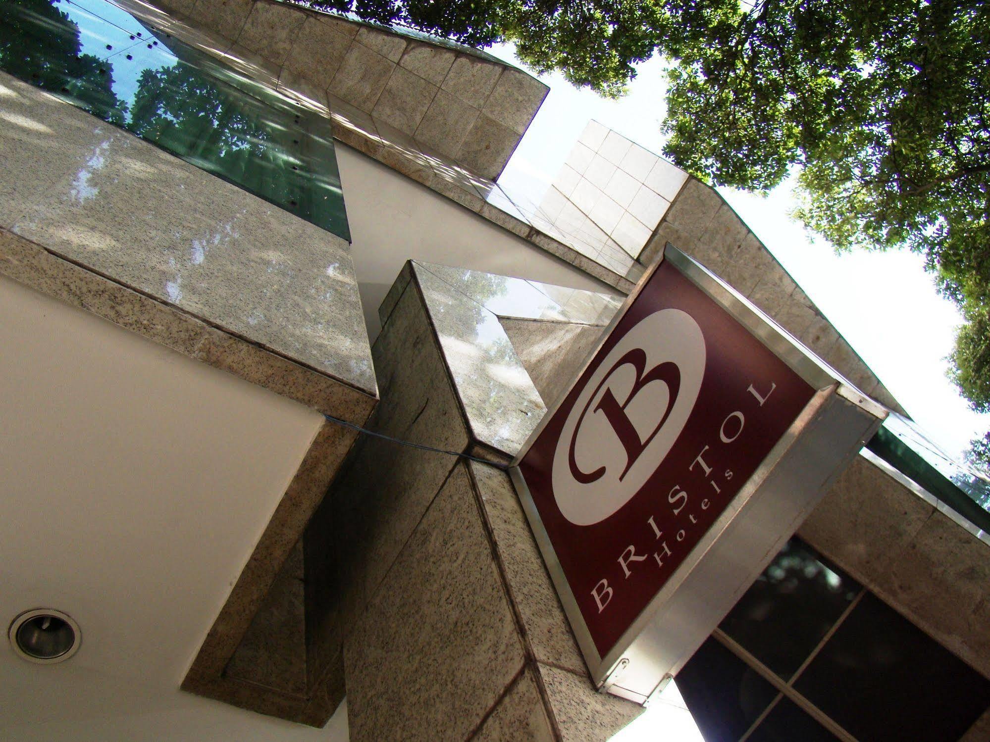 Bristol Merit Hotel Belo Horizonte Extérieur photo
