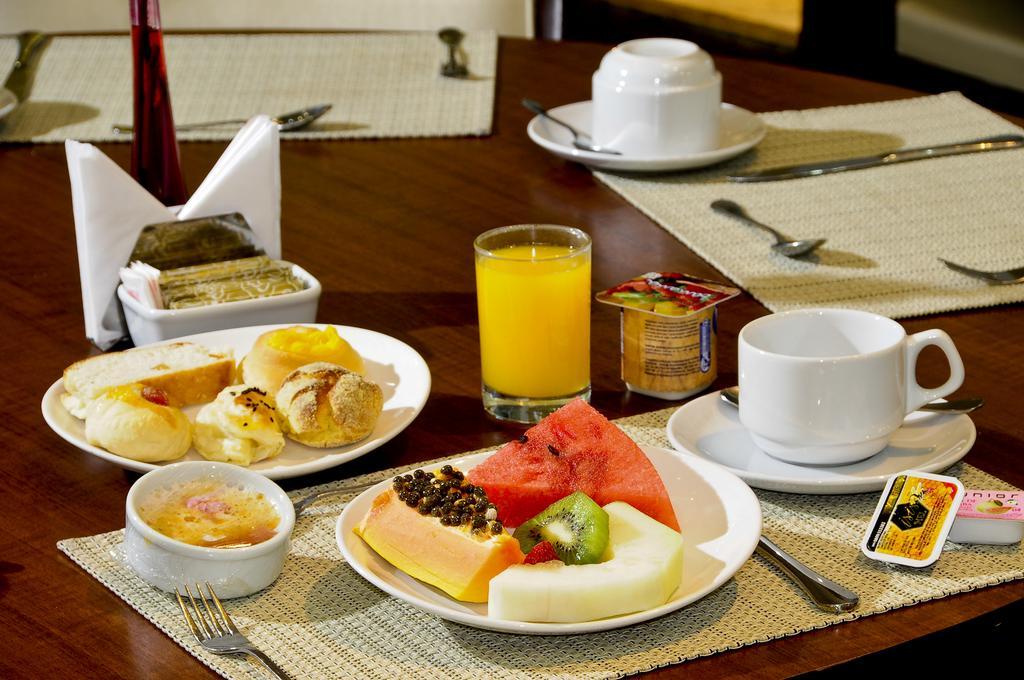 Bristol Merit Hotel Belo Horizonte Extérieur photo